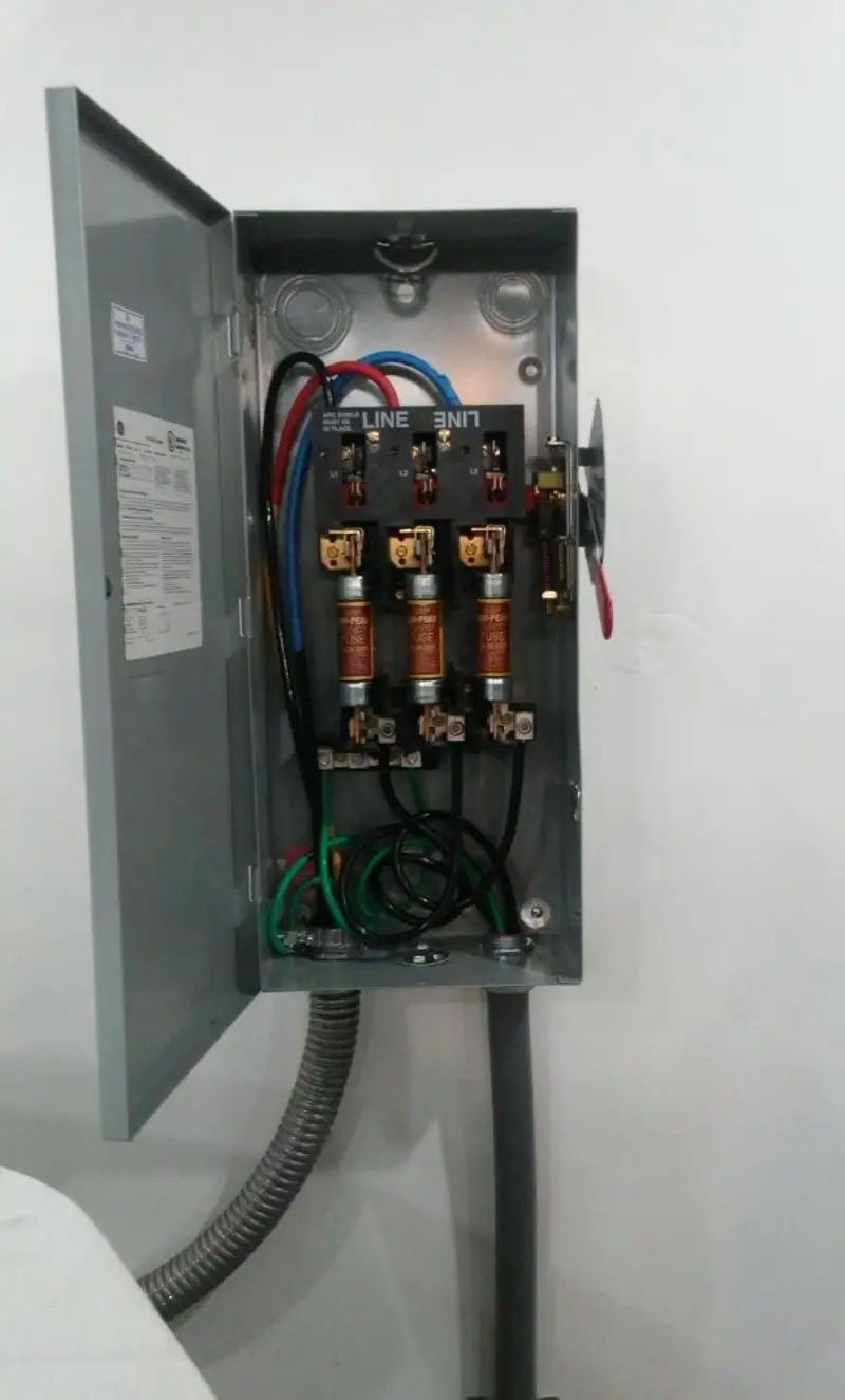 Three-phase disconnect switch installed for Electrical Wiring & Rewiring in Carbondale